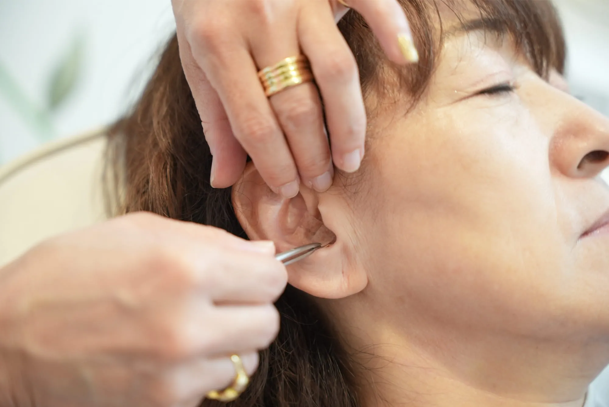 耳つぼダイエットの痛みと体験談で安全性を知る葛飾区女性向けガイド